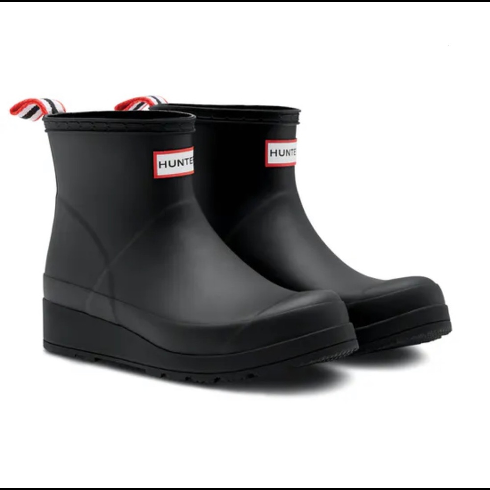 Brand New Black Hunter Play Boot Short Boots - Women’s Size 9
